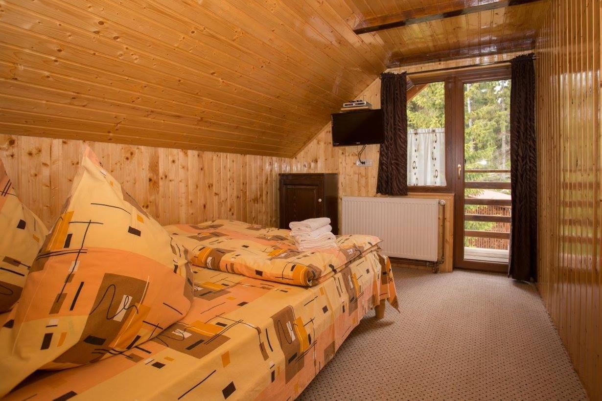 Cabana Ama Tău Bistra Exterior photo